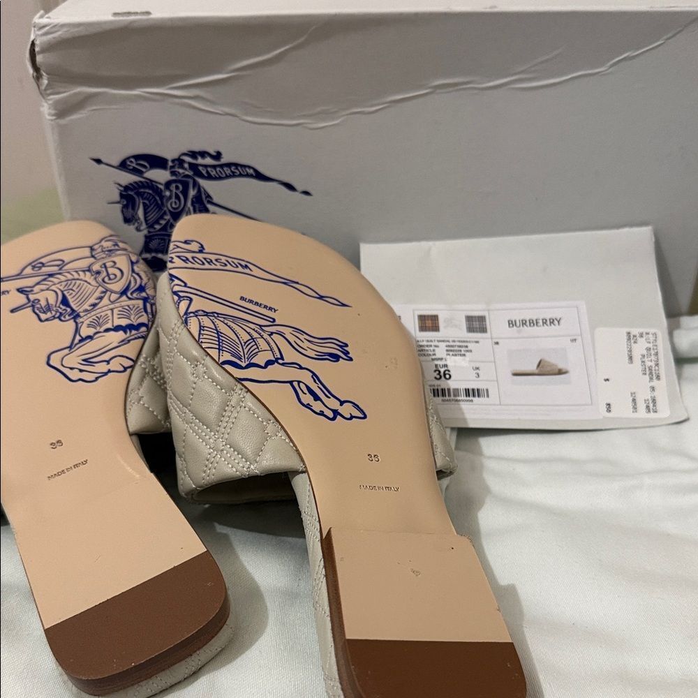 Burberry Quilted Slides in Light Gray. Flat Sandals. US-6 - Picture 9 of 9